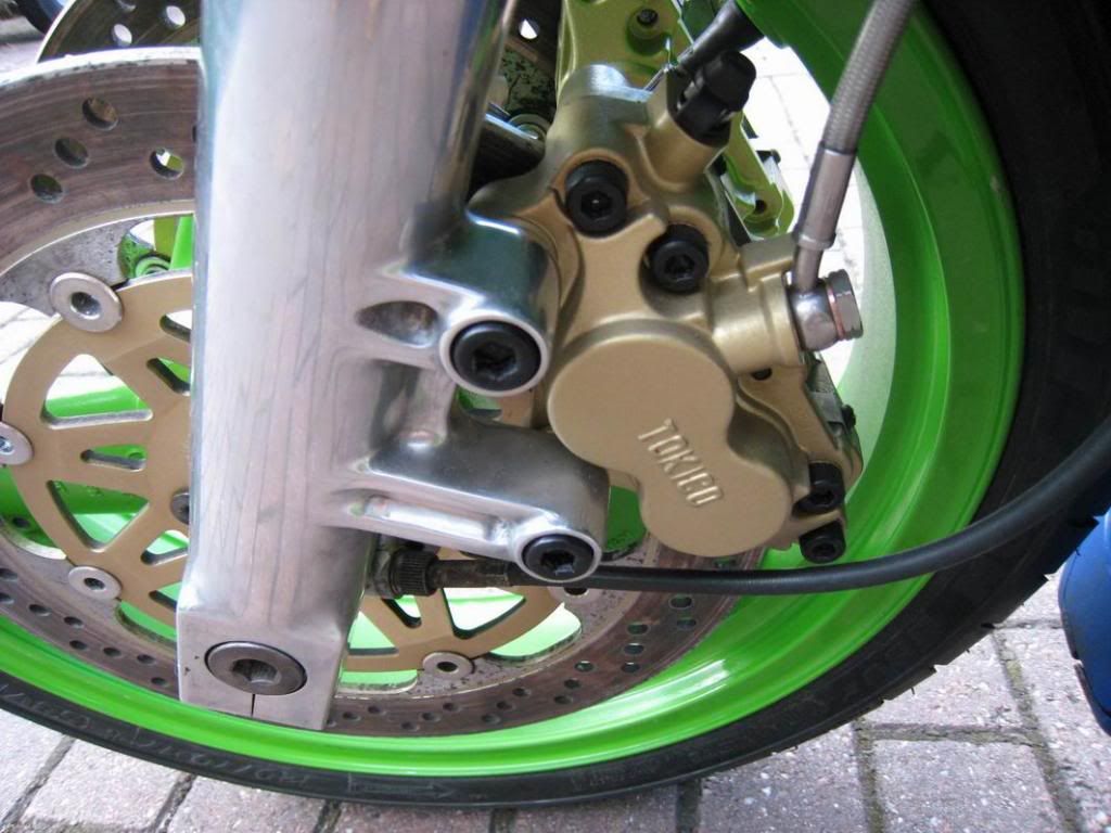 ZXR 750 H1 in Green White and Blue - Page 2 -
